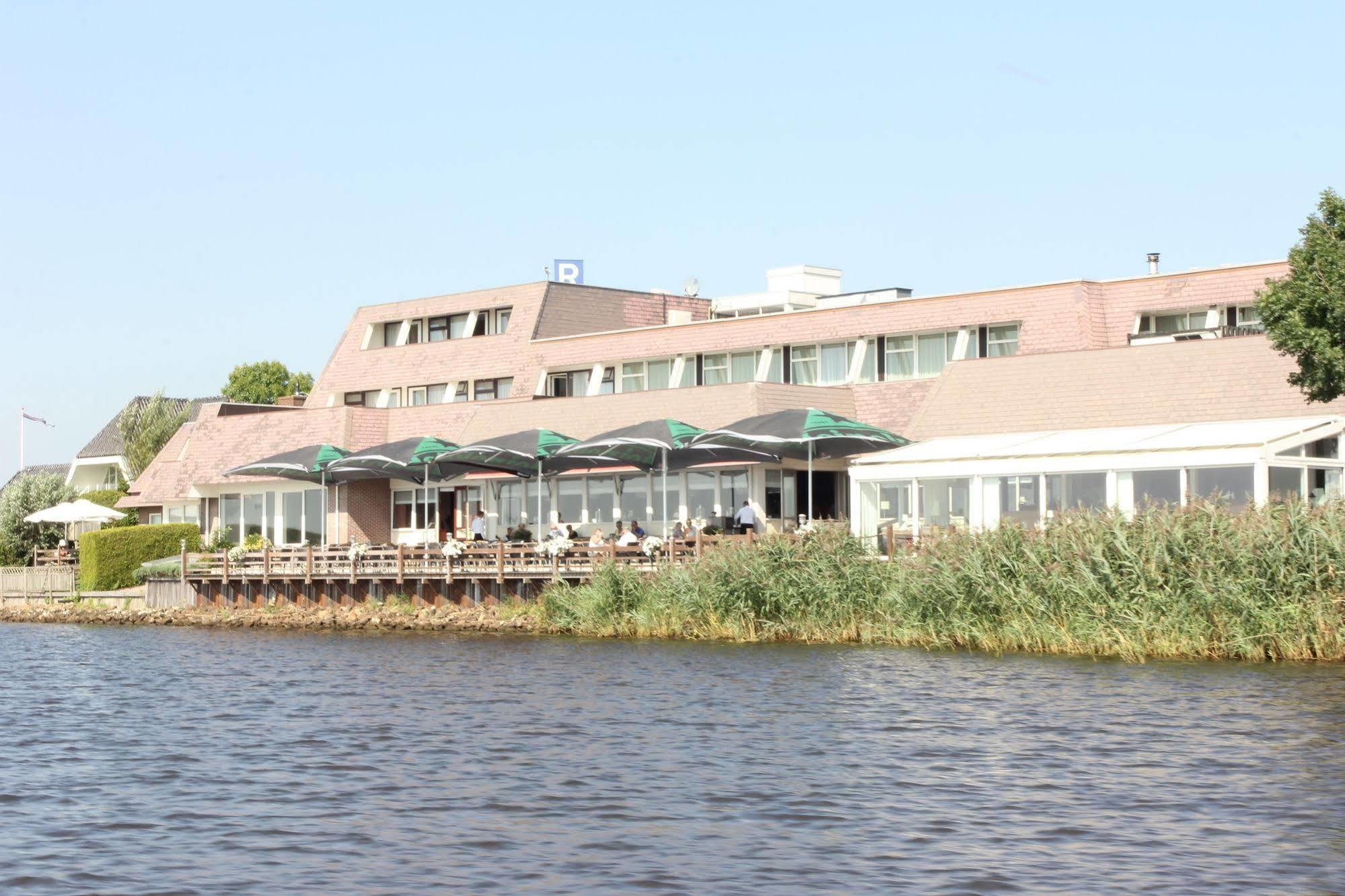 Hotel Zwartewater 좌츠루이스 외부 사진